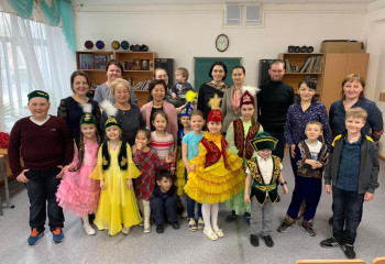 Астананың Казактар одағының жексенбілік мектебі Наурыз мерекесін атап өтті