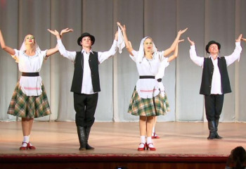 Ақтөбедегі Савицкийлер отбасы: Ассамблеяның үздік үлгісі