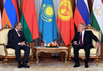 Елбасы Армения Республикасының Премьер-Министрі Никол Пашинянмен кездесті