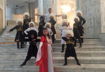 Елордалық күрд этномәдени орталығының балалар би ұжымы халықаралық конкурстан жүлдемен оралды