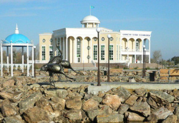 Таныс болыңыздар: Ақмола облыстық ҚХА Достық үйі – ширек ғасырға татитын алғашқы бесжылдық