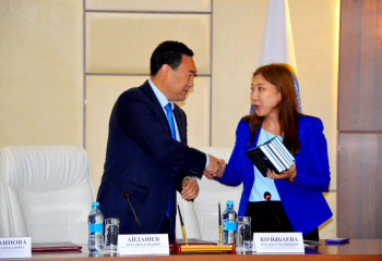 Елорданың ҚХА мен Ш. Уәлиханов атындағы тарих және этнология институты өзара ынтымақтастық туралы келісті
