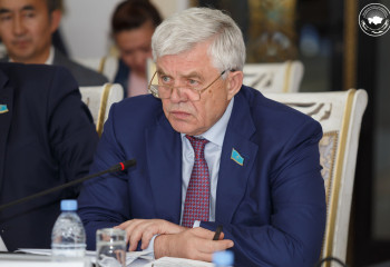 Владимир Божко: Қазақ тілін үйрету жұмысын күшейтуіміз керек