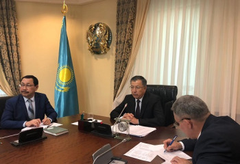 ЖАНСЕЙІТ ТҮЙМЕБАЕВ ӨҢІРЛІК ҚХА ХАТШЫЛЫҚ МЕҢГЕРУШІЛЕРІНЕ ОНЛАЙН ЖИНАЛЫС ӨТКІЗДІ