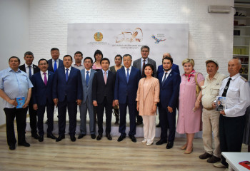 ҚХА қолжазбалар және сирек кітаптарды зерттеу мен зерделеуге қол жеткізді