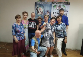 «Улицы разбитых фонарей» сериалының режиссері туған қаласы – Қостанайда болып қайтты