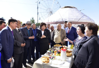 Шымкентте дәстүрлі «Қазақ дастарханы» көрме-фестивалі өтті
