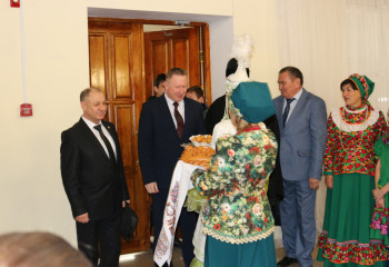 Халықтар достығы – мәңгілік! 