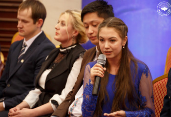 Еліме пайдам тиетін азаматша боламын!