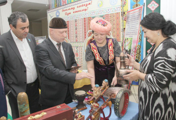 Оралда Ұйғыр халқының мәдениет күні аталып өтті