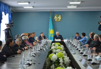 Владимир Божко: Мәжілістегі ҚХА-дан сайланған депутаттар арқылы жұмысымызды ілгерілету үшін бастамалар көтеру керек