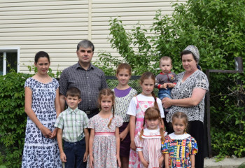 История многодетной семьи Черкашиных