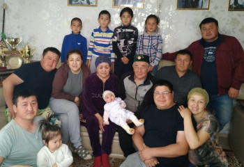 Шаруагер Ысқақовтар отбасы