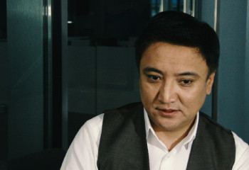 Backstage: Қалқаман Сарин