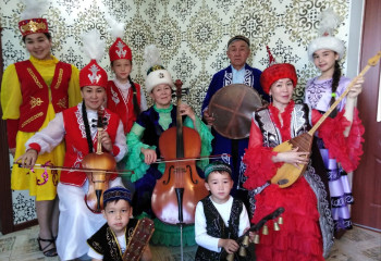 Өнерді кие тұтқан – Мұхаевтар әулеті