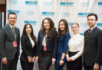 Ведомые силой права