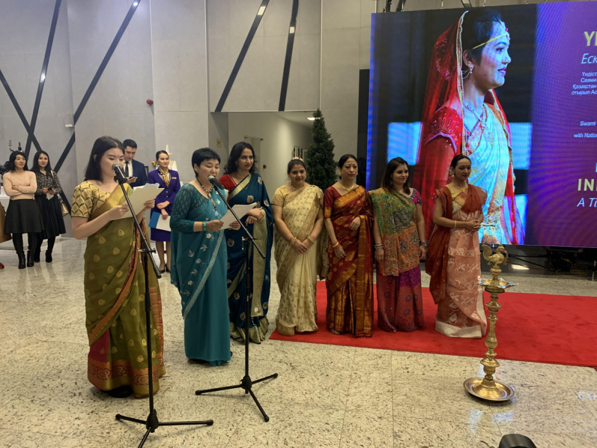 India's Iconic Drape: Fabulous Collection of Saris Presented in Nur-Sultan