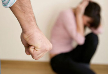 Әйелдер құқығын қорғау – қоғам назарында