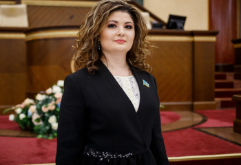 Естен кетпес ерекше жүздесулер  