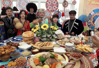 Тaрих тaбыcтырғaн, тaғдыр тоғыcтырғaн ұлттың бірі – қaрaқaлпaқтaр