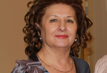 История жизни Любови Богнат: От простого учителя до кризисного менеджера