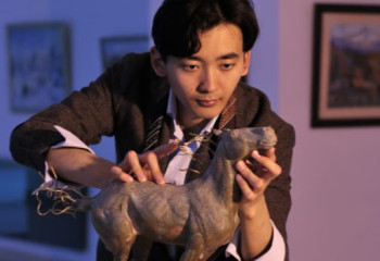 Мүсінші Сырым