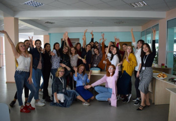 Информационная «прививка» для девочек-подростков