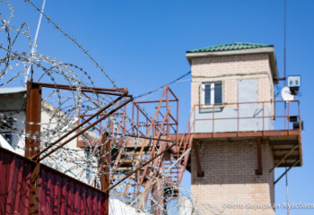 Қапастағы тaғдырлaр (ІІ бөлім)