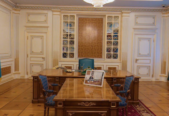 Елбасының алғашқы жұмыс резиденциясына саяхат