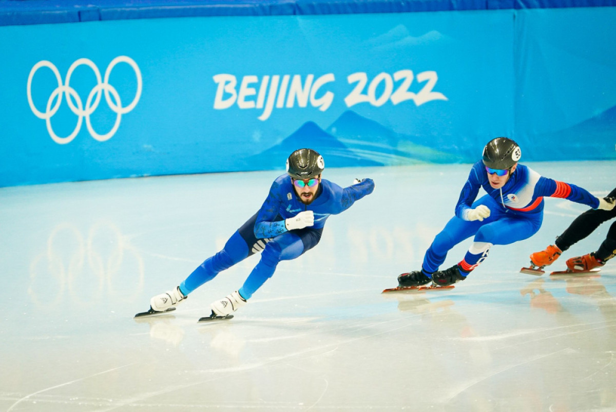 Казахстанские шорт-трекисты Никиша и Ажгалиев вышли в полуфинал Олимпиады-2022