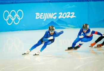 Казахстанские шорт-трекисты Никиша и Ажгалиев вышли в полуфинал Олимпиады-2022