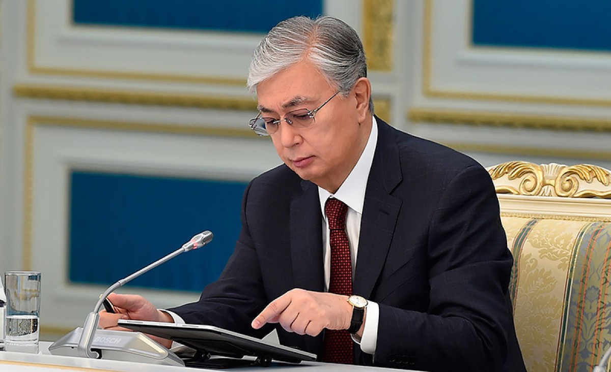 Президент Казахстана продолжает получать поздравления по случаю дня рождения 