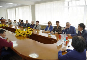 Конституционные поправки и предстоящий референдум обсудили в столичном вузе