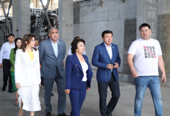 Депутаты призывают казахстанцев к участию в референдуме