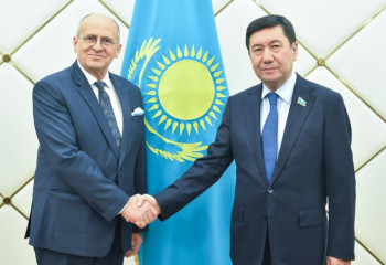 ЕҚЫҰ басшысы референдумнан кейін Парламенттің рөлі күшейетінін атап өтті