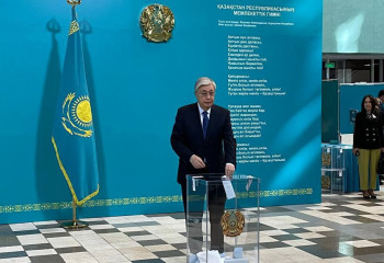 Қасым-Жомарт Тоқаев референдумда дауыс берді