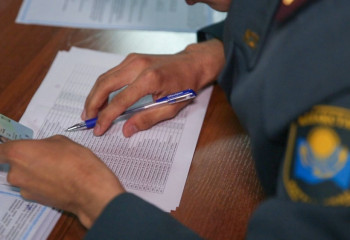 Ұлан сарбаздары дауыс берді