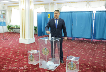 Әлихан Смайылов референдумда өз таңдауын жасады