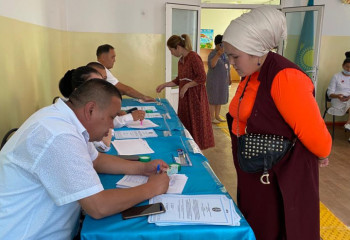 Түркістандықтар референдумға белсенді түрде қатысып жатыр