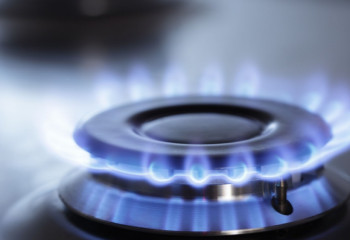 Получатели АСП и жилпомощи будут потреблять газ по сниженной цене