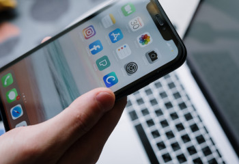 Казахский язык будет доступен в iPhone