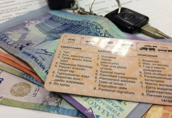 Елордада ХҚҚО қызметкерлері жүргізуші куәлігін сатқан