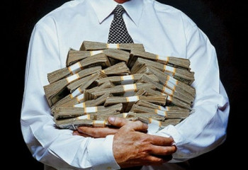 Казахстан на втором месте по темпам роста зарплат среди стран ЕАЭС