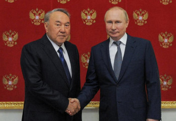 Нұрсұлтан Назарбаев Владимир Путинмен кездесті