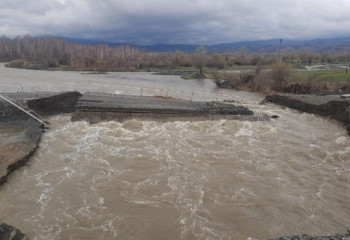 Жетісу облысында екі көпірді су шайып кетті