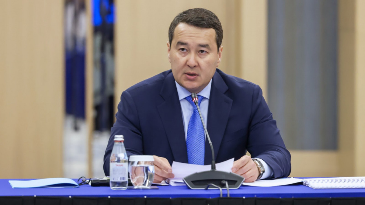 Темпы роста доходов замедлились в Казахстане - Алихан Смаилов