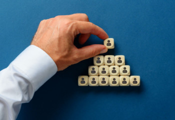 Қаржы пирамидасы: Алматылықтар 2 млн долларынан айырылды