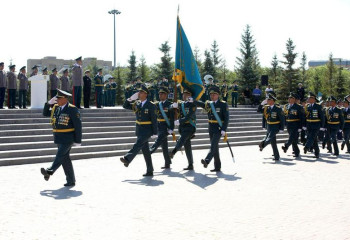 Қарулы Күштер қатары кәсіби дайындалған офицерлермен толықты