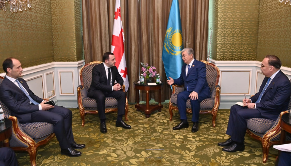 Токаев встретился с Премьер-министром Грузии Ираклием Гарибашвили