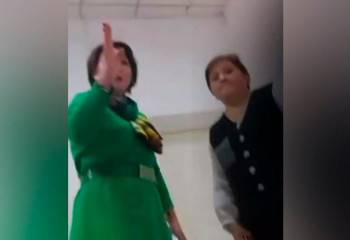 Замглавы горздрава Алматы уволили после дискредитирующего госслужбу видео 